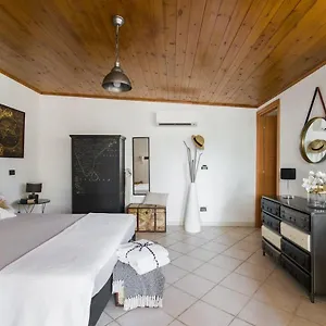 Lodge La Casa Del Viaggiatore, Milazzo