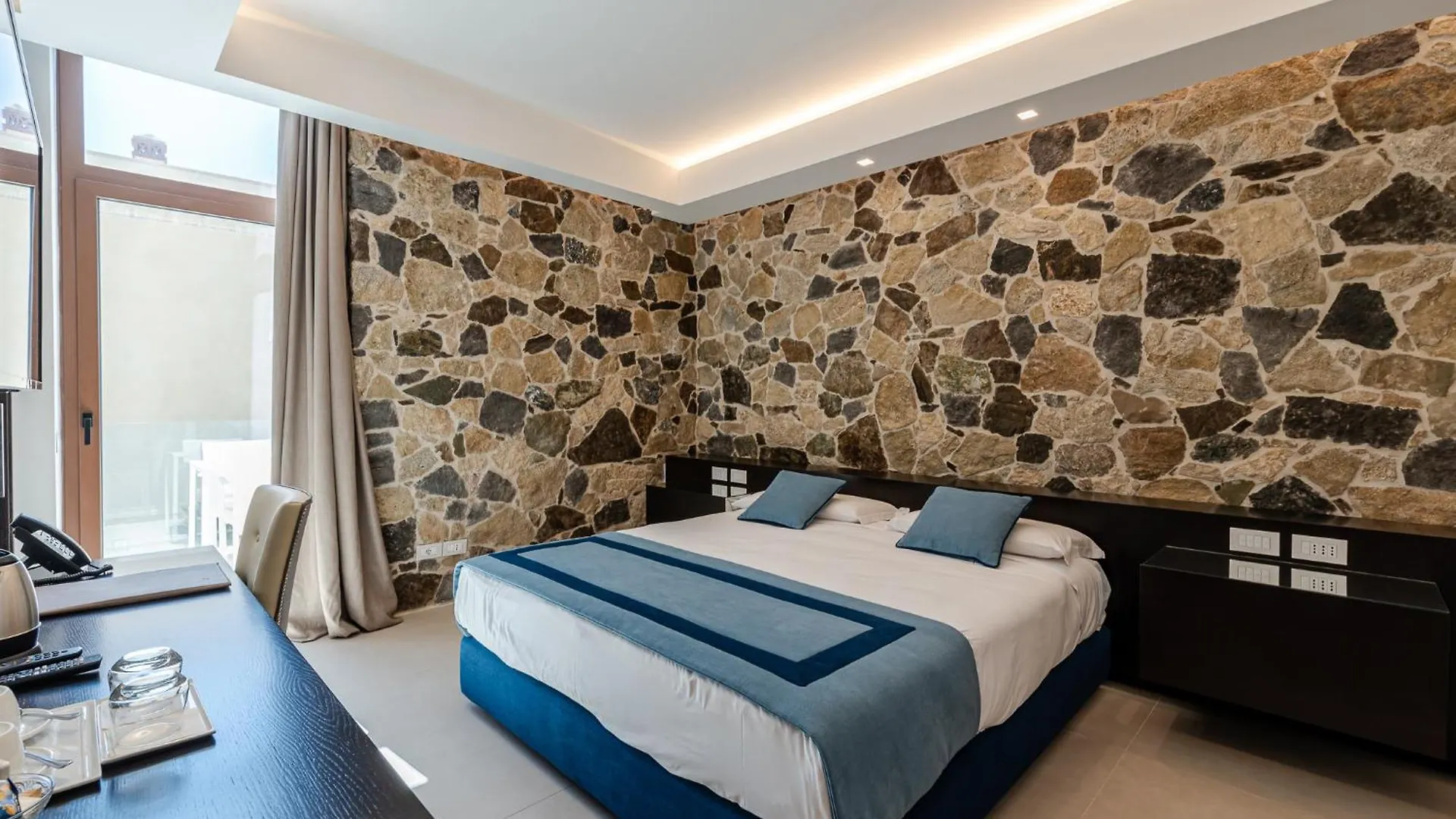 Ngonia Bay Boutique Hotel Milazzo 3*,  Italy